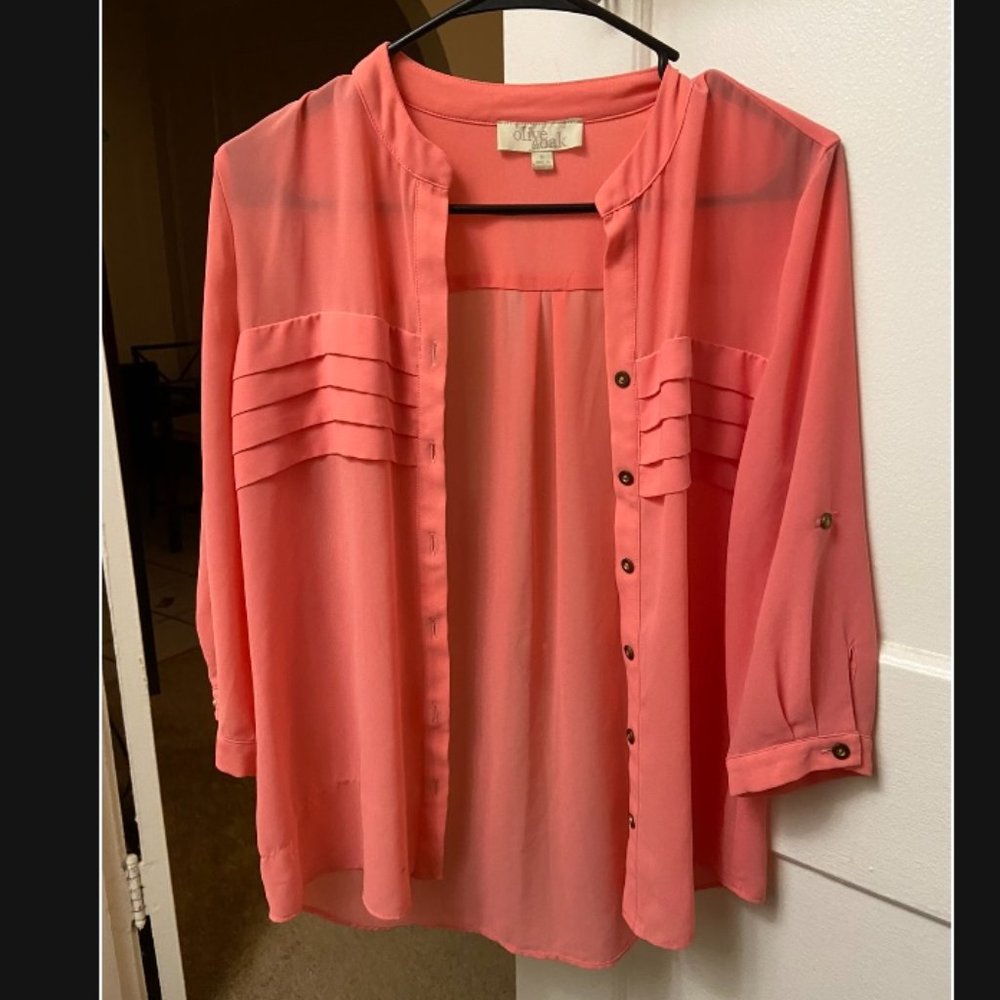 pink blouse, sm